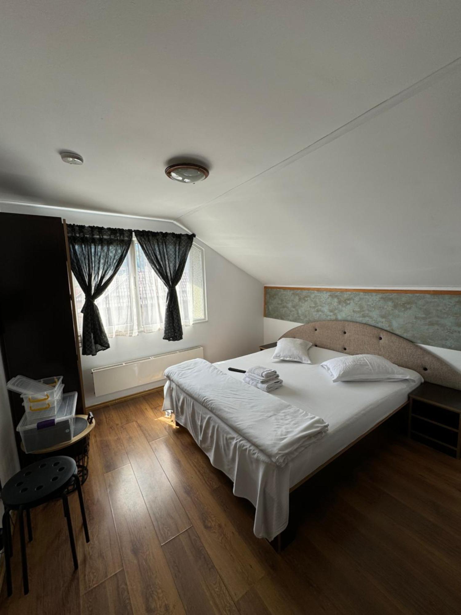 Hotel Casa David Buşteni Exterior foto